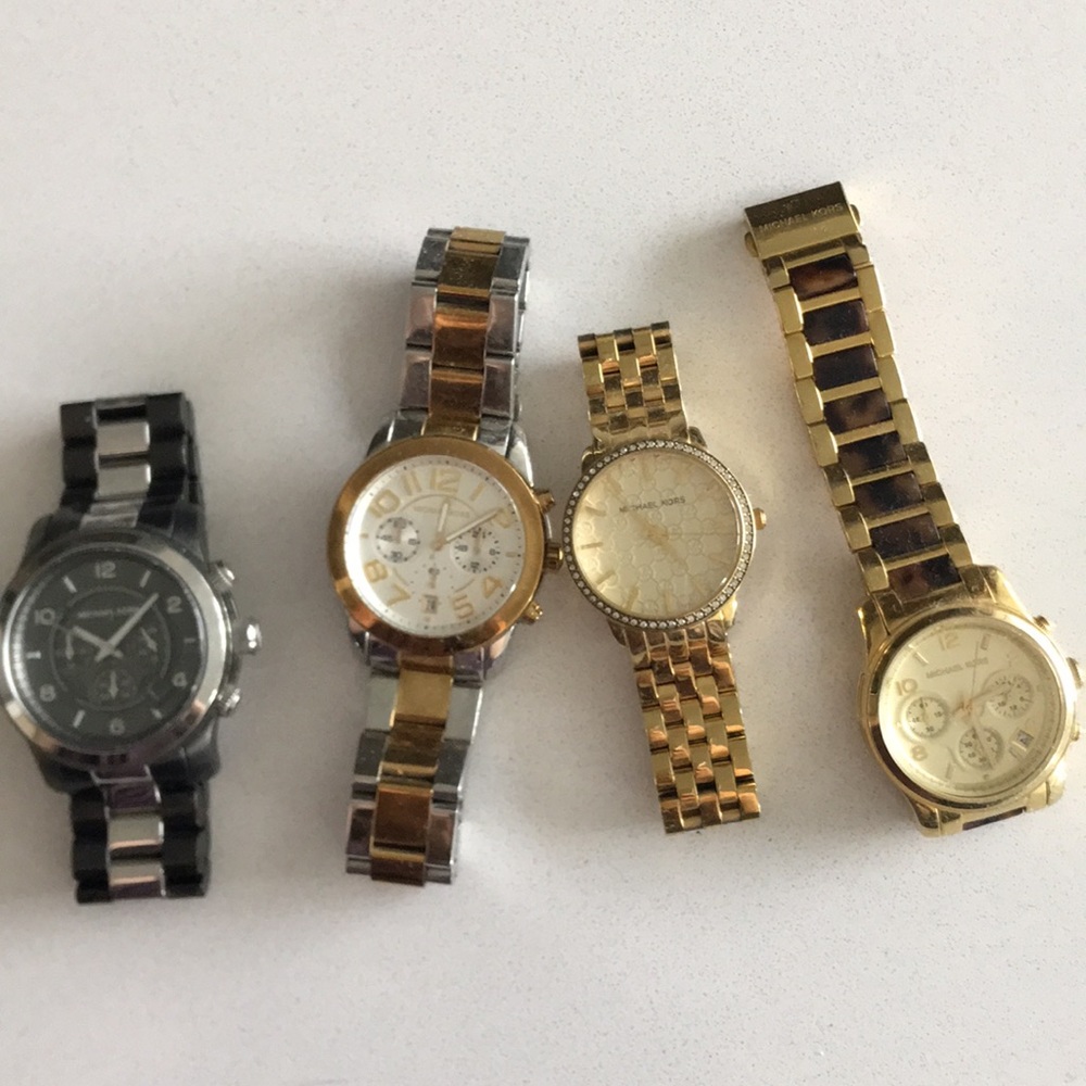 Group of Michael Kors watches (1 mens and 3 woman)
